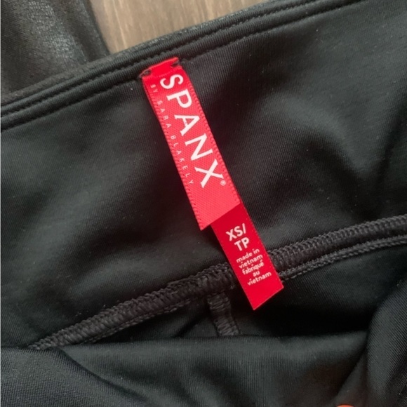 SPANX Faux Leather Leggings Black Sz XS - Picture 7 of 7